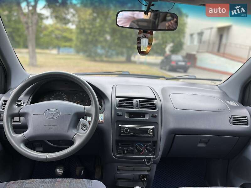 Мінівен Toyota Picnic 1997 в Одесі