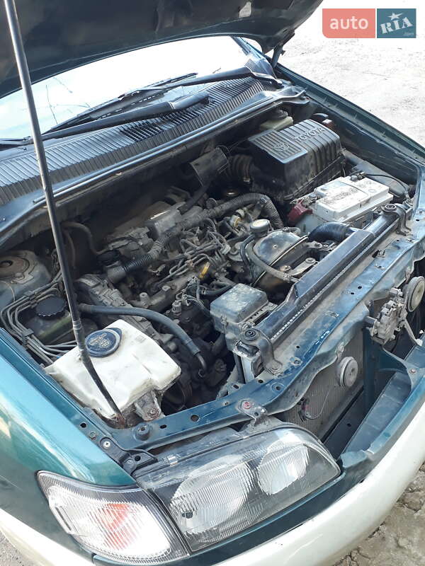 Минивэн Toyota Picnic 1997 в Белгороде-Днестровском