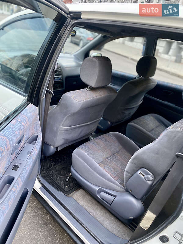 Мінівен Toyota Picnic 1997 в Одесі фото 12 Мінівен Toyota Picnic 1997 в Одесі