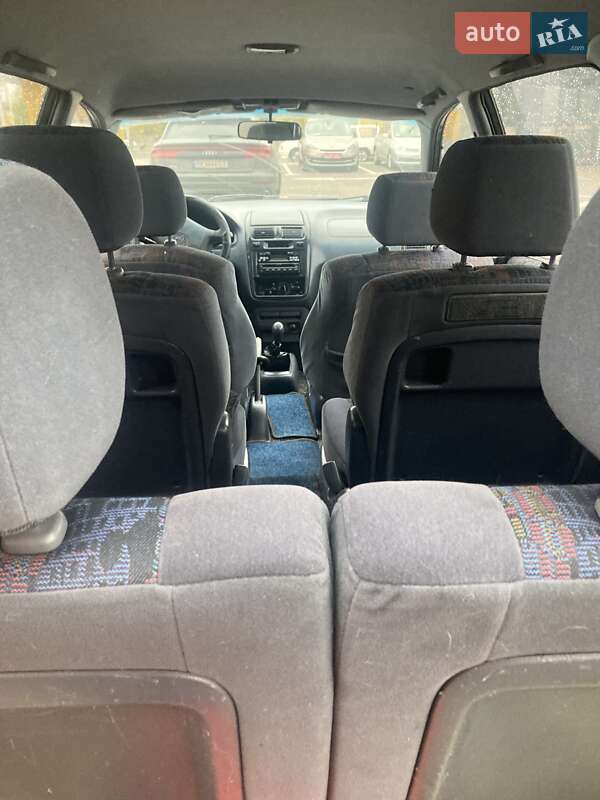 Мінівен Toyota Picnic 1998 в Рівному