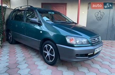 Мінівен Toyota Picnic 1997 в Овідіополі