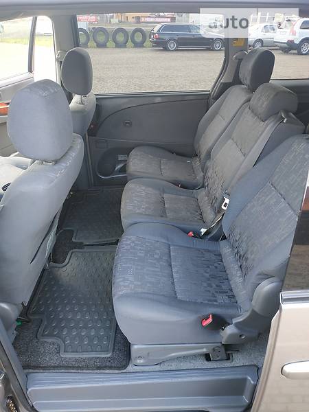 Мінівен Toyota Previa 2005 в Луцьку