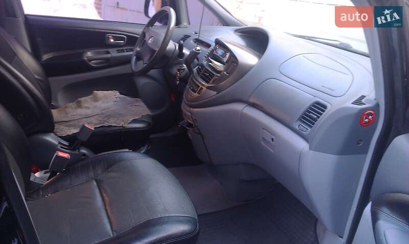 Мінівен Toyota Previa 2002 в Косові