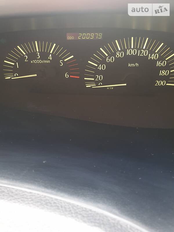 Минивэн Toyota Previa 2005 в Черновцах
