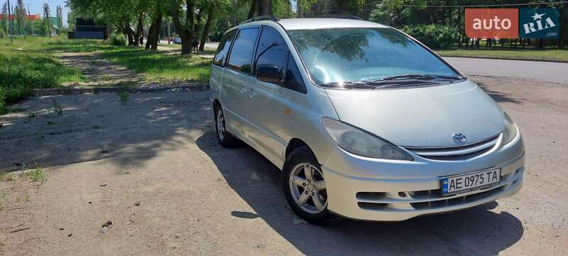 Toyota Previa 2002