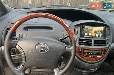 Мінівен Toyota Previa 2004 в 