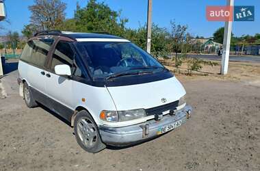 Минивэн Toyota Previa 1993 в Одессе
