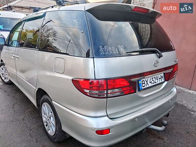 Минивэн Toyota Previa 2004 в Кривом Роге фото 4 Минивэн Toyota Previa 2004 в Кривом Роге