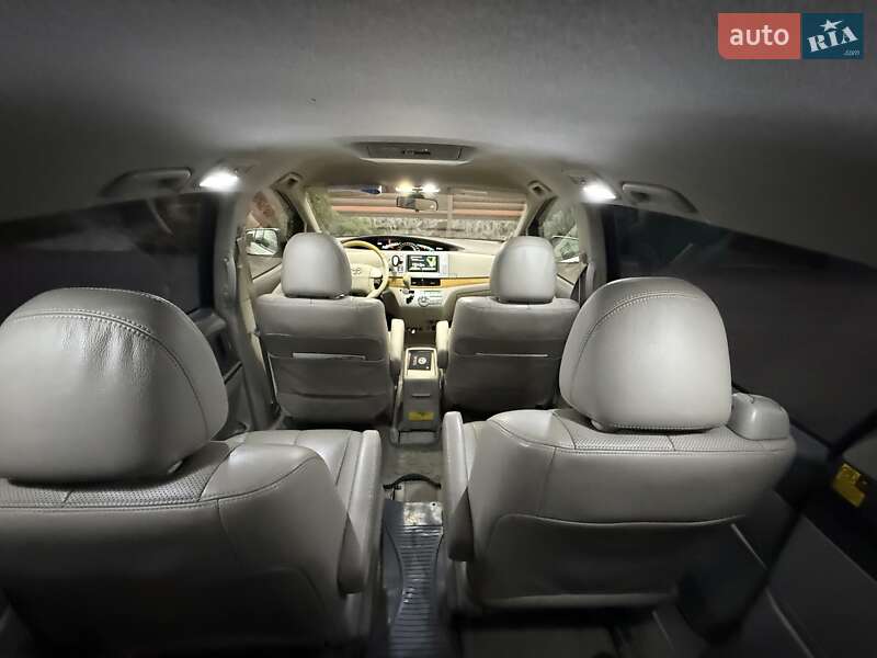 Минивэн Toyota Previa 2007 в Борисполе фото 70 Минивэн Toyota Previa 2007 в Борисполе