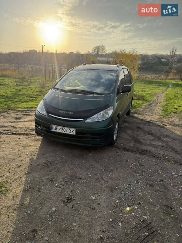 Минивэн Toyota Previa 2001 в Одессе