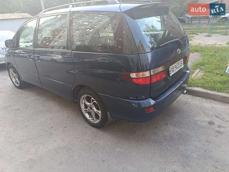 Минивэн Toyota Previa 2001 в Виннице
