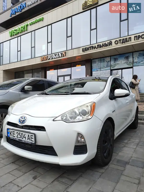 Toyota Prius C 2013