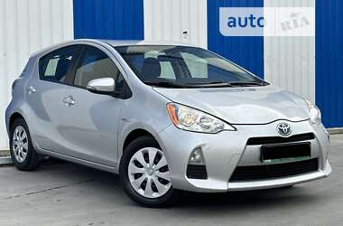 Хэтчбек Toyota Prius C 2013 в Одессе