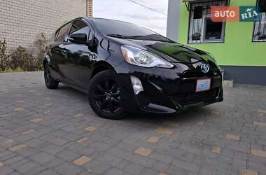 Хэтчбек Toyota Prius C 2016 в Виннице