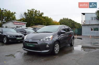 Хэтчбек Toyota Prius C 2012 в Одессе