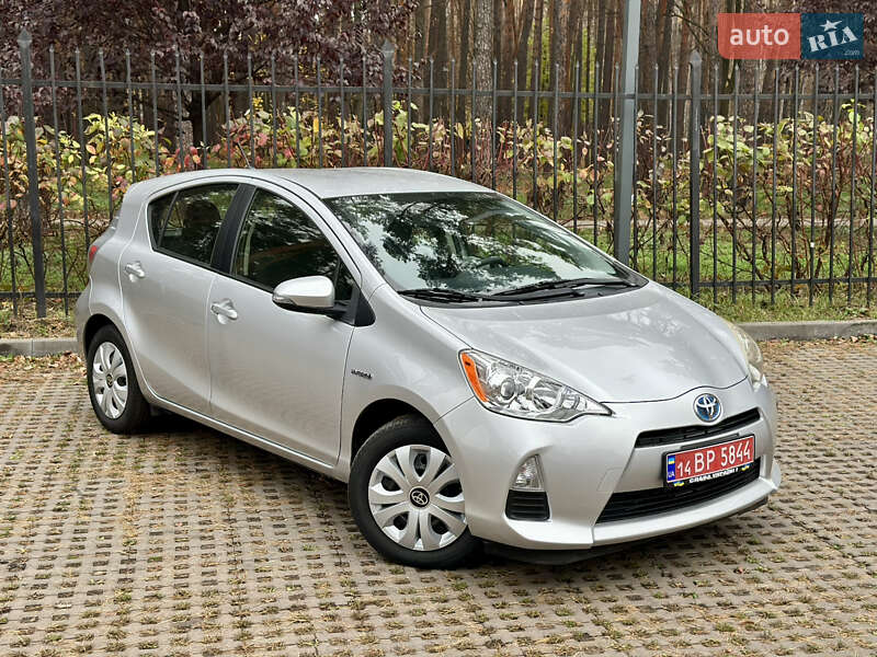 Хэтчбек Toyota Prius C 2014 в Киеве фото 56 Хэтчбек Toyota Prius C 2014 в Киеве