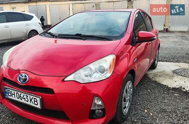 Хэтчбек Toyota Prius C 2012 в Одессе