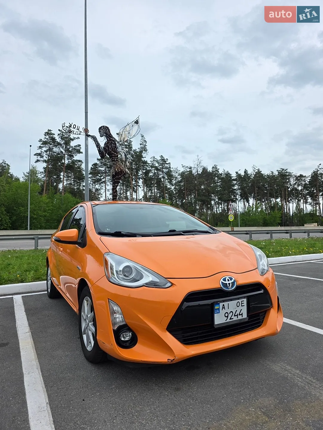 2015 Toyota Prius c - мініатюра 2
