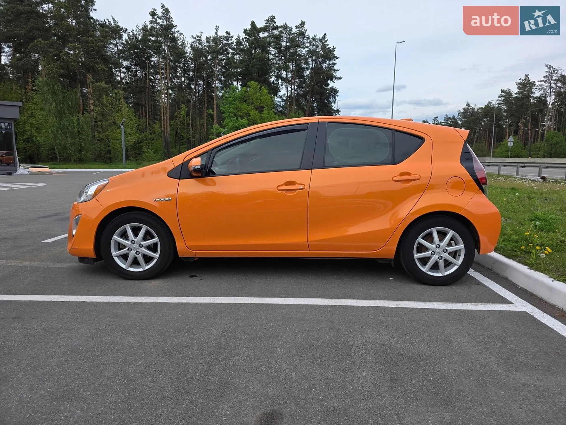 2015 Toyota Prius c - мініатюра 4