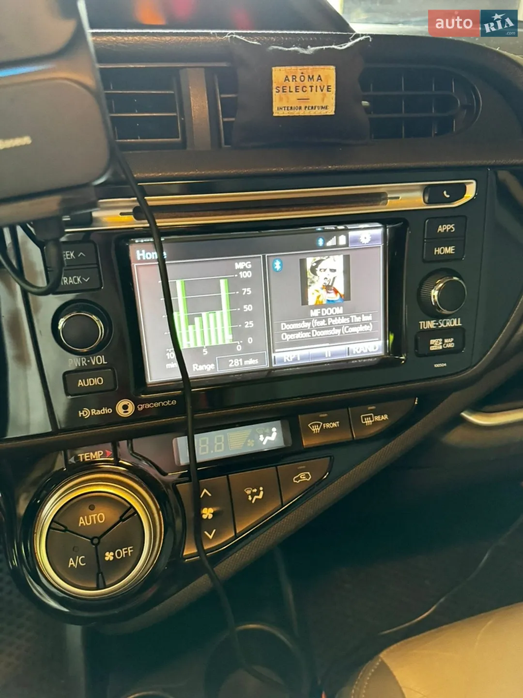2015 Toyota Prius c - мініатюра 18