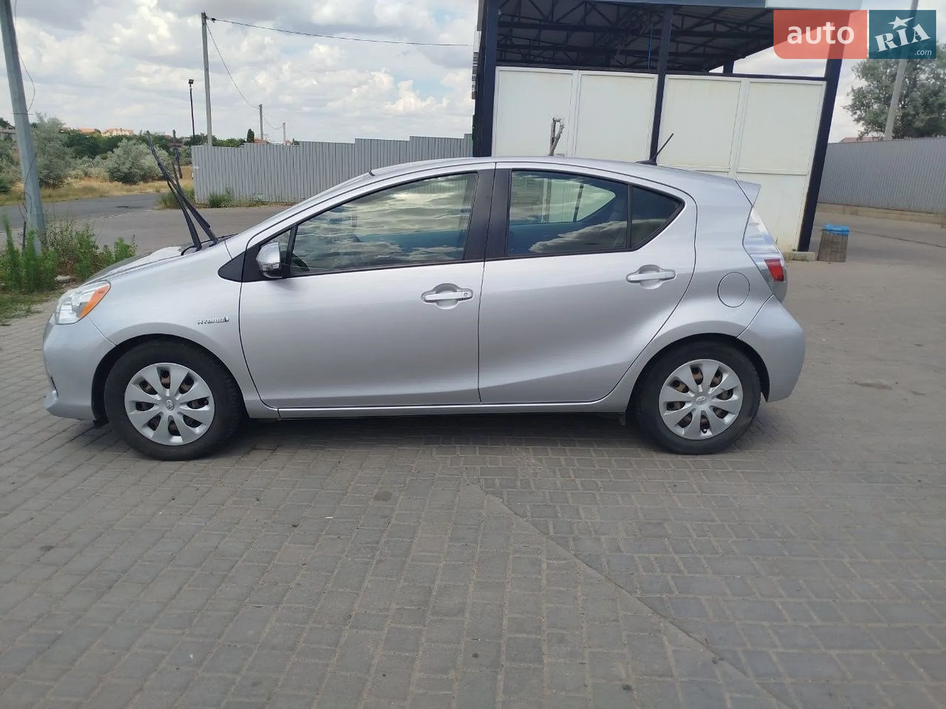 2013 Toyota Prius c - мініатюра 6