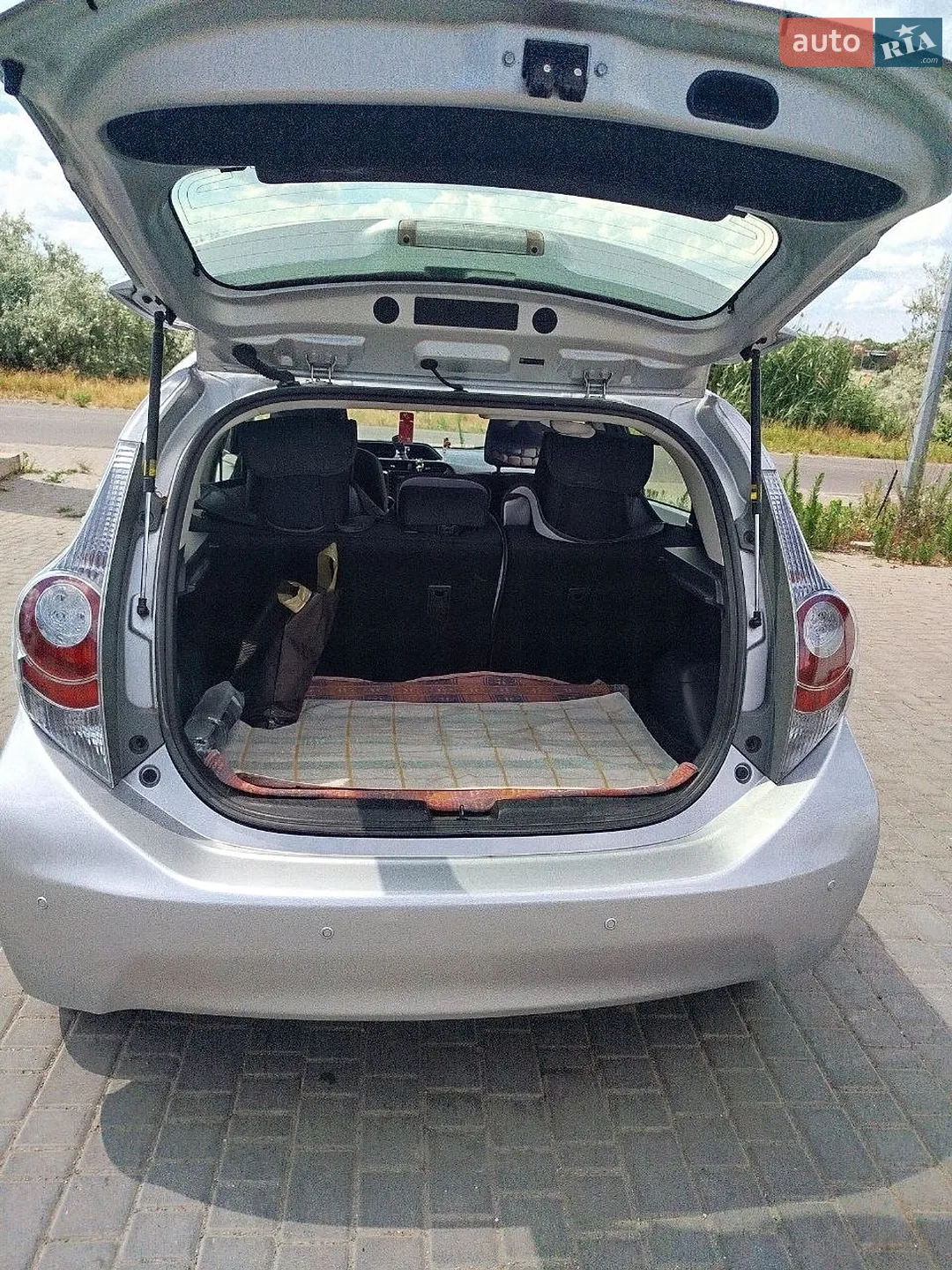 2013 Toyota Prius c - мініатюра 9