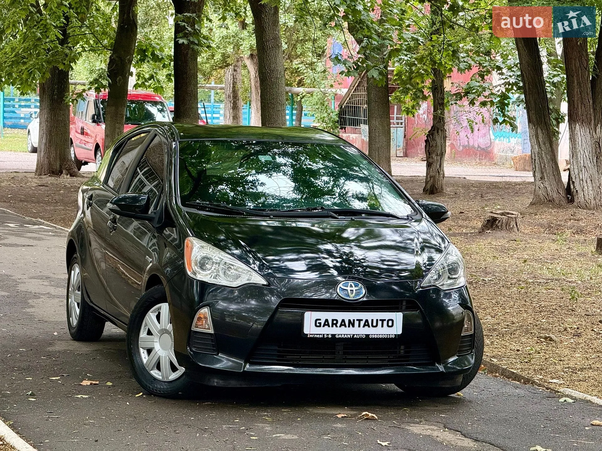 2014 Toyota Prius c - мініатюра 5