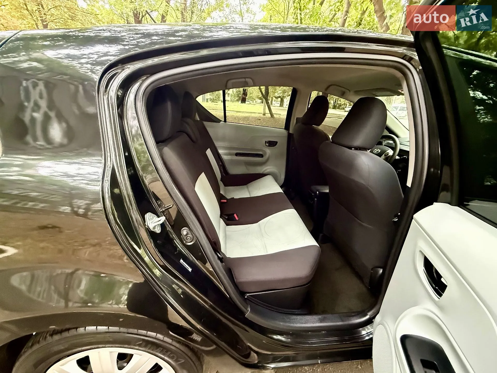 2014 Toyota Prius c - мініатюра 57