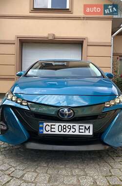 Хэтчбек Toyota Prius Prime 2018 в Косове