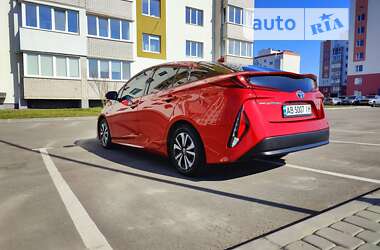 Хэтчбек Toyota Prius Prime 2017 в Виннице