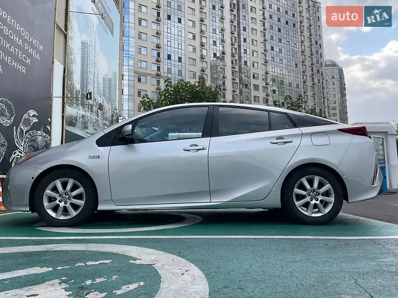 Toyota Prius Prime 2017 VIN JTDKARFP8H3033465 фото оголошення 6 з 61