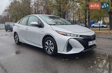 Хетчбек Toyota Prius Prime 2019 в Києві