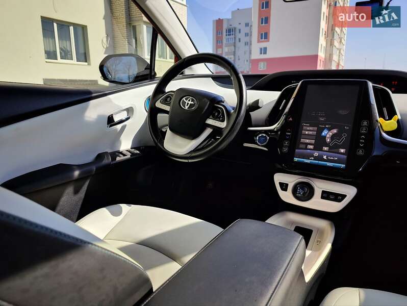 Хетчбек Toyota Prius Prime 2017 в Вінниці