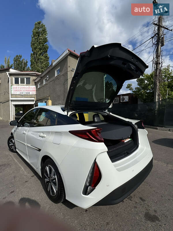 Хэтчбек Toyota Prius Prime 2018 в Одессе