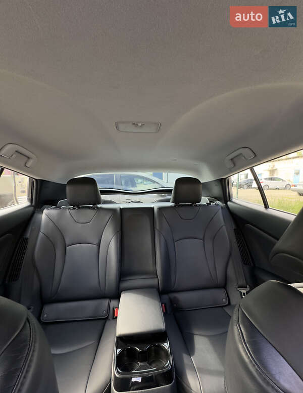 Хэтчбек Toyota Prius Prime 2018 в Одессе