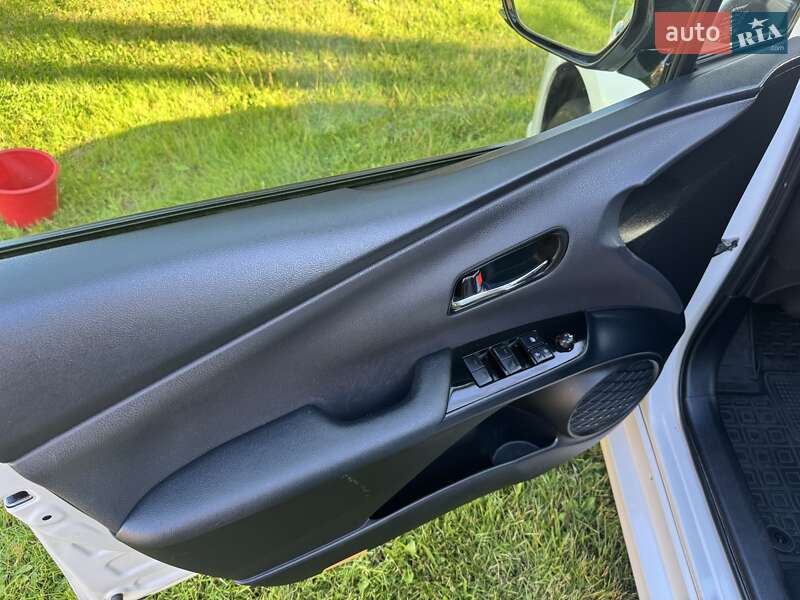 Хетчбек Toyota Prius Prime 2019 в Полтаві