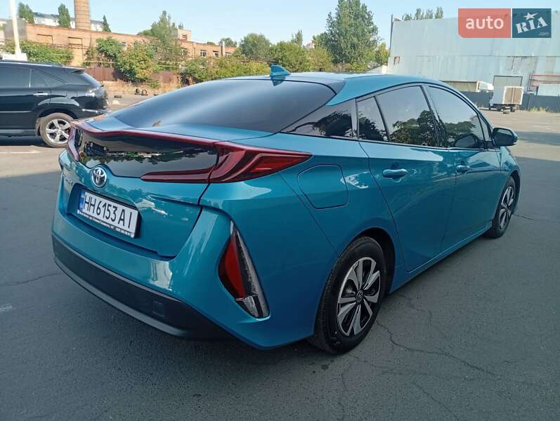 Хэтчбек Toyota Prius Prime 2017 в Одессе