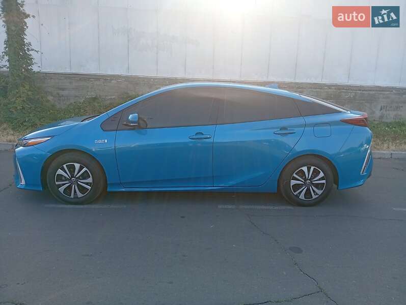 Хэтчбек Toyota Prius Prime 2017 в Одессе