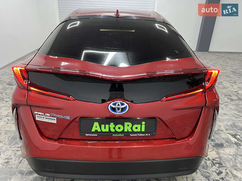 Хетчбек Toyota Prius Prime 2017 в Одесі фото 5 Хетчбек Toyota Prius Prime 2017 в Одесі