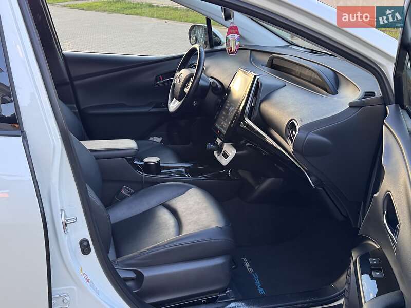 Хэтчбек Toyota Prius Prime 2018 в Одессе