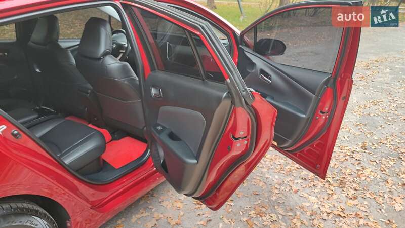 Хэтчбек Toyota Prius Prime 2016 в Харькове фото 19 Хэтчбек Toyota Prius Prime 2016 в Харькове
