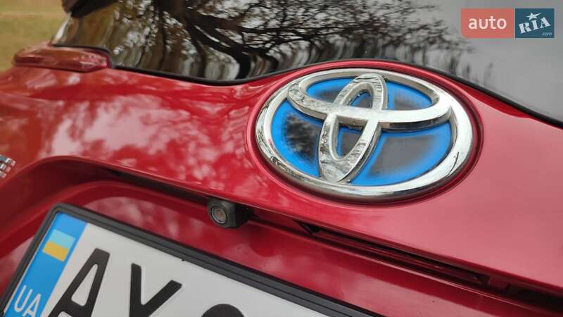 Хэтчбек Toyota Prius Prime 2016 в Харькове фото 38 Хэтчбек Toyota Prius Prime 2016 в Харькове