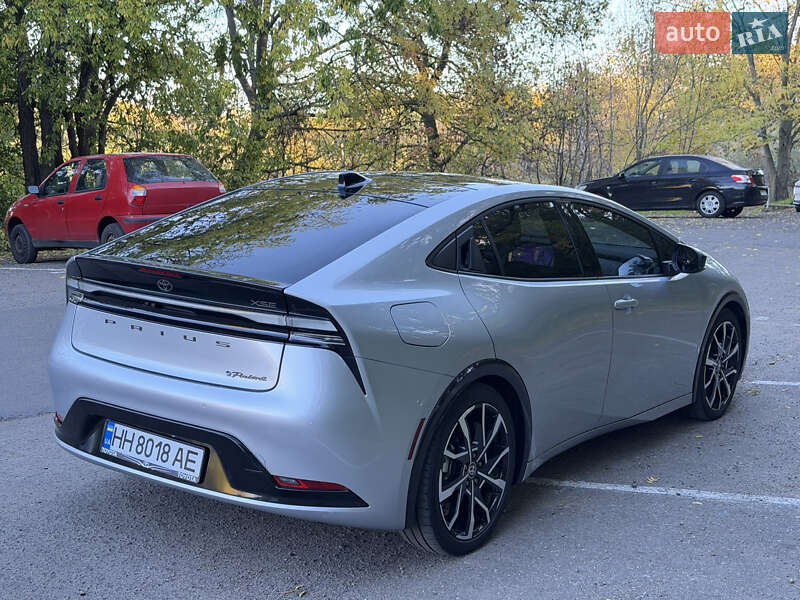 Хэтчбек Toyota Prius Prime 2024 в Одессе