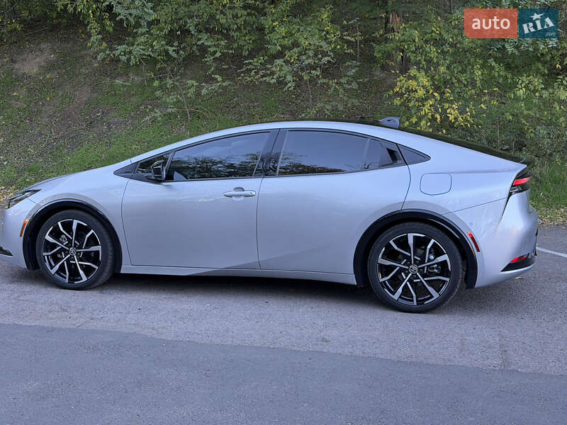 Хэтчбек Toyota Prius Prime 2024 в Одессе