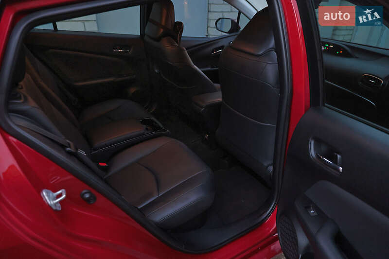 Хэтчбек Toyota Prius Prime 2017 в Одессе фото 26 Хэтчбек Toyota Prius Prime 2017 в Одессе