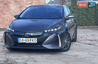 Хетчбек Toyota Prius Prime 2017 в Києві