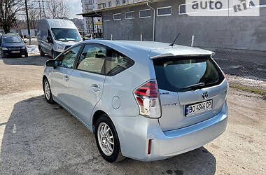 Універсал Toyota Prius v 2015 в Тернополі