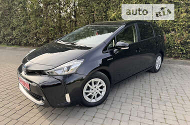 Универсал Toyota Prius v 2020 в Луцке