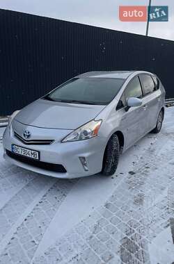 Універсал Toyota Prius v 2014 в Львові