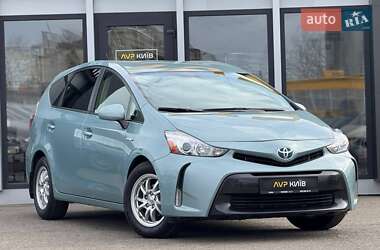 Универсал Toyota Prius v 2016 в 
